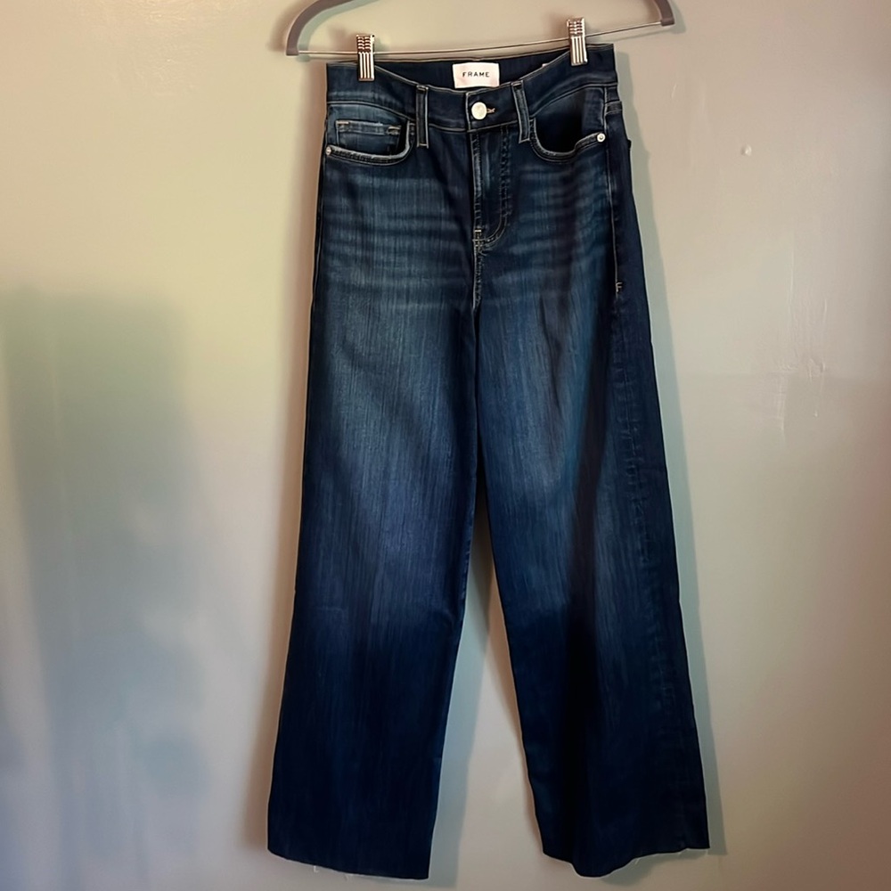 Le slim palazzo in Lupine